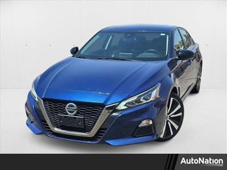 Used 2021 Nissan Altima 2.5 SR image 1