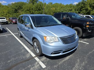 Used 2013 Chrysler Town & Country Touring-L w/ Entertainment Group #2 image 1