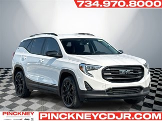 Used 2021 GMC Terrain SLE w/ Driver Convenience Package image 1