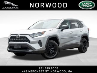 Used 2022 Toyota RAV4 LE image 1