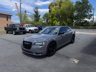 Used 2019 Chrysler 300 Touring w/ Sport Appearance Package image 1