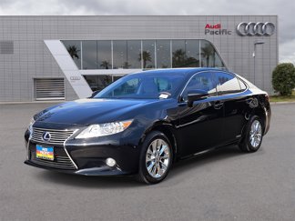 Used 2013 Lexus ES 300h image 1