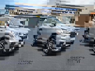 Used 2019 Subaru Forester Premium w/ All-Weather Package image 1