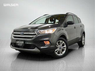 Used 2018 Ford Escape SE w/ Ford Safe & Smart Package image 1