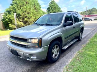 Used 2004 Chevrolet TrailBlazer LS w/ LS Preferred Equipment Group image 1