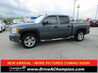Used 2007 Chevrolet Silverado 1500 LT w/ 2LT Audio Package image 1