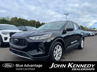 Certified 2024 Ford Escape Active w/ Cold Weather Package image 1