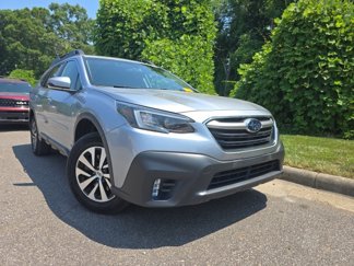 Used 2022 Subaru Outback Premium image 1