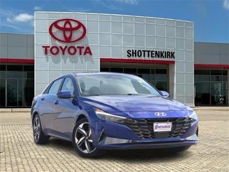 Used 2023 Hyundai Elantra Limited image 1