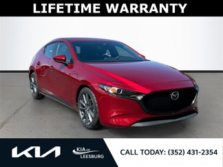 Used 2019 MAZDA MAZDA3 Hatchback w/ Preferred Package image 1