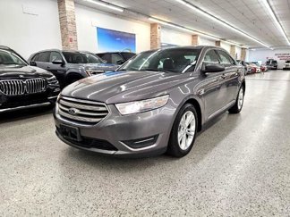 Used 2013 Ford Taurus SEL image 1