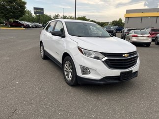 Used 2020 Chevrolet Equinox LS image 1