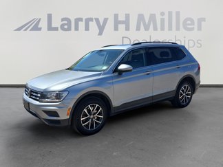 Used 2019 Volkswagen Tiguan SE w/ Panoramic Sunroof Package image 1