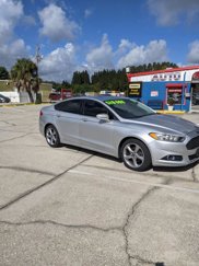 Used 2013 Ford Fusion SE image 1