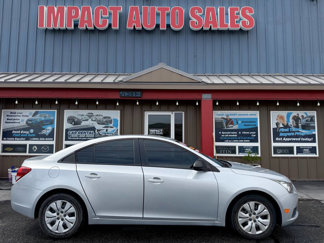 Used 2014 Chevrolet Cruze LS image 1