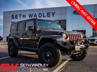 Used 2014 Jeep Wrangler Unlimited Rubicon w/ Connectivity Group image 1