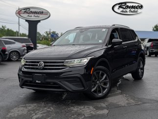 Used 2022 Volkswagen Tiguan SE image 1