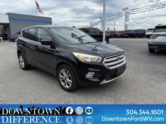 Used 2017 Ford Escape SE image 1