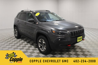 Used 2019 Jeep Cherokee Trailhawk image 1
