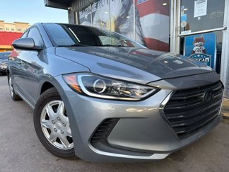 Used 2017 Hyundai Elantra SE image 1