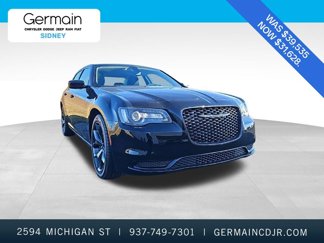 New 2023 Chrysler 300 Touring w/ Sport Appearance Package image 1