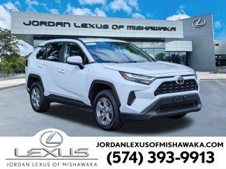 Used 2022 Toyota RAV4 XLE image 1