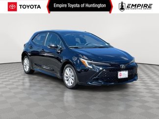 Used 2025 Toyota Corolla SE image 1