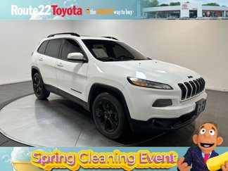 Used 2016 Jeep Cherokee Latitude w/ Comfort/Convenience Group image 1