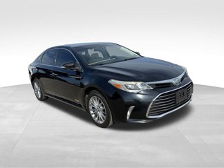 Used 2018 Toyota Avalon Limited image 1