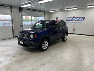 Used 2018 Jeep Renegade Latitude w/ Cold Weather Group image 1