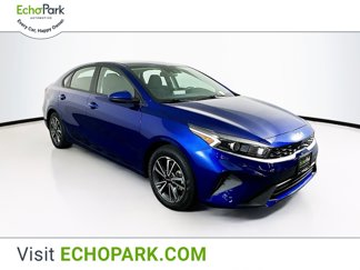 Used 2023 Kia Forte LXS image 1