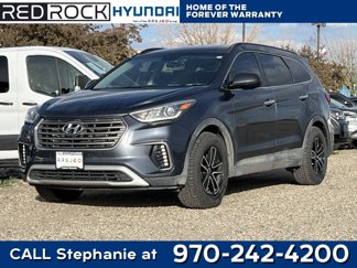 Used 2017 Hyundai Santa Fe SE image 1
