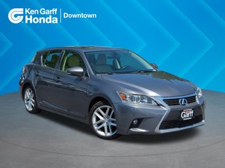 Used 2015 Lexus CT 200h image 1