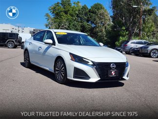 Used 2023 Nissan Altima 2.5 SV image 1
