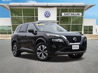 Used 2021 Nissan Rogue SV image 1