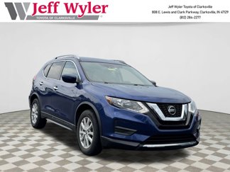 Used 2019 Nissan Rogue SV image 1