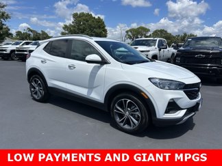 Used 2022 Buick Encore GX Select image 1