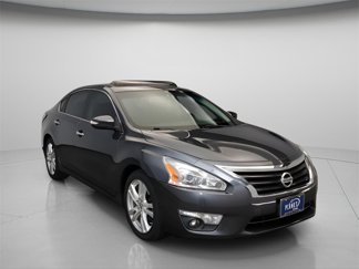 Used 2013 Nissan Altima 3.5 SV image 1