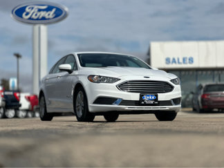 Used 2018 Ford Fusion SE image 1