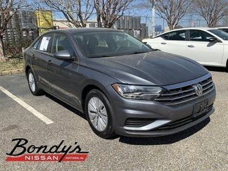 Used 2019 Volkswagen Jetta S image 1
