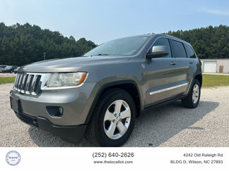 Used 2013 Jeep Grand Cherokee Laredo image 1
