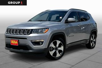 Used 2020 Jeep Compass Latitude image 1