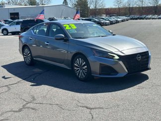 Used 2023 Nissan Altima 2.5 SV image 1