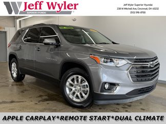 Used 2018 Chevrolet Traverse LT image 1