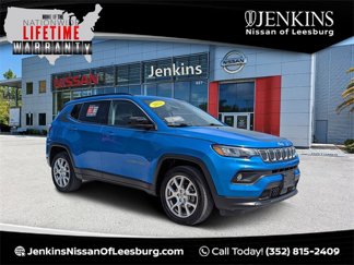 Used 2022 Jeep Compass Latitude w/ Mopar Graphics Package image 1
