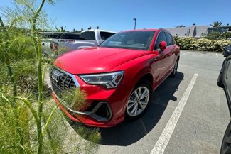 Used 2024 Audi Q3 2.0T Premium image 1