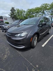 Used 2022 Chrysler Voyager LX image 1