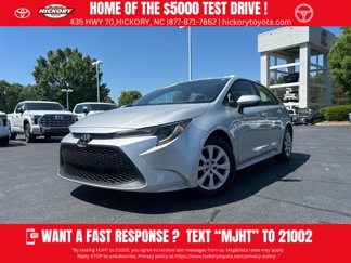 Used 2022 Toyota Corolla LE image 1
