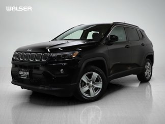 Used 2022 Jeep Compass Latitude image 1