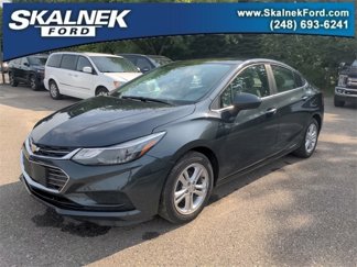 Used 2017 Chevrolet Cruze LT w/ Convenience Package image 1